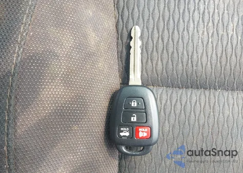 2017 Toyota Corolla Le z USA, uszkodzony, nr VIN 2T1BURHE3HC822214